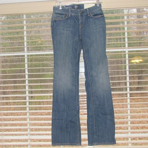 NWT LOFT Curvy Boot Mid Rise Boot Cut Jeans Size 2 - Picture 1 of 6